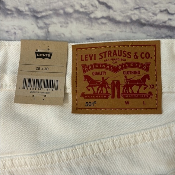 Levi’s 501 Original Straight Leg Jeans High Waisted White Denim Size 28 NWT - Picture 11 of 15